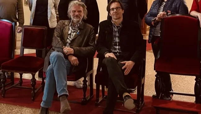 Teatr wyprzedaje... krzesła i fotele z widowni