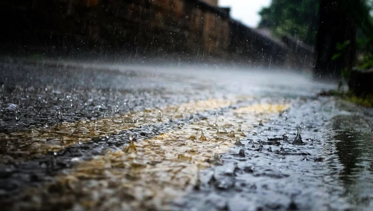 Chłodno i deszczowo w całej Polsce