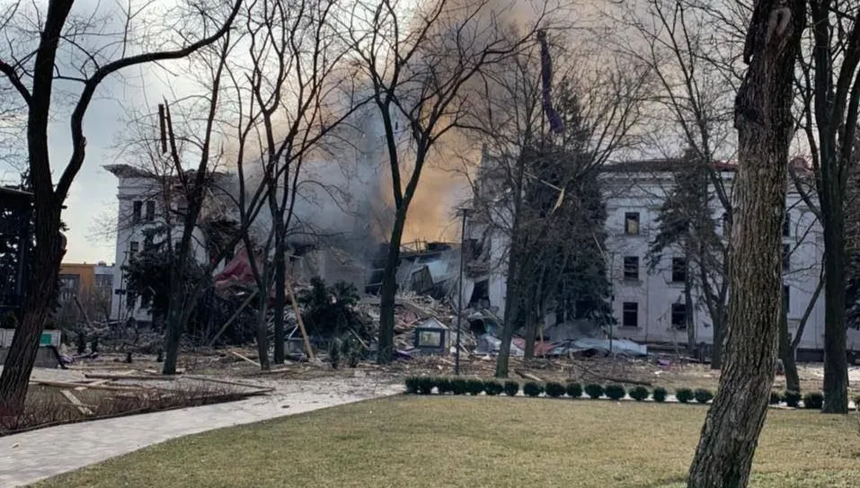 Mariupol napotkał na furię rosyjskich wojsk. Historyk: Zbrodnie tam mogą być większe niż w Buczy