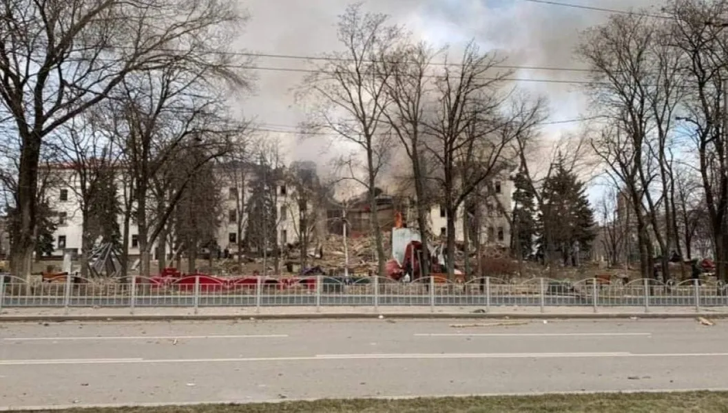 Rosjanie wycofują się z Mariupola?