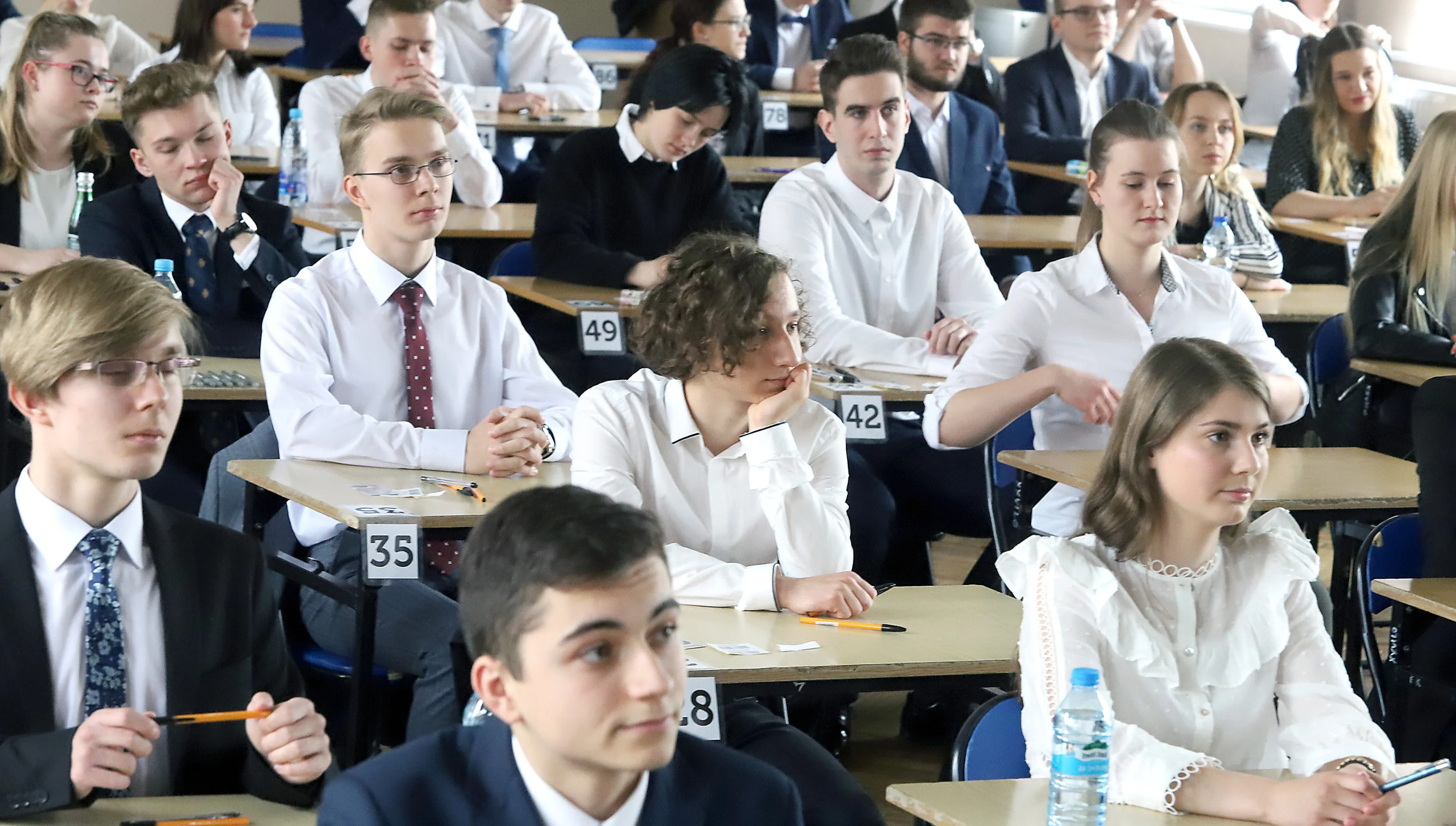 Dziś rozpoczynają się matury. Nie będą obowiązywały specjalne wytyczne sanitarne