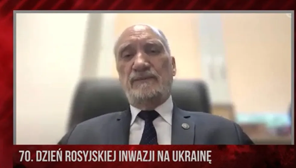 Byli generałowie medialnymi ekspertami ds. wojny. Macierewicz: Przez lata zwalczali reformę wojska