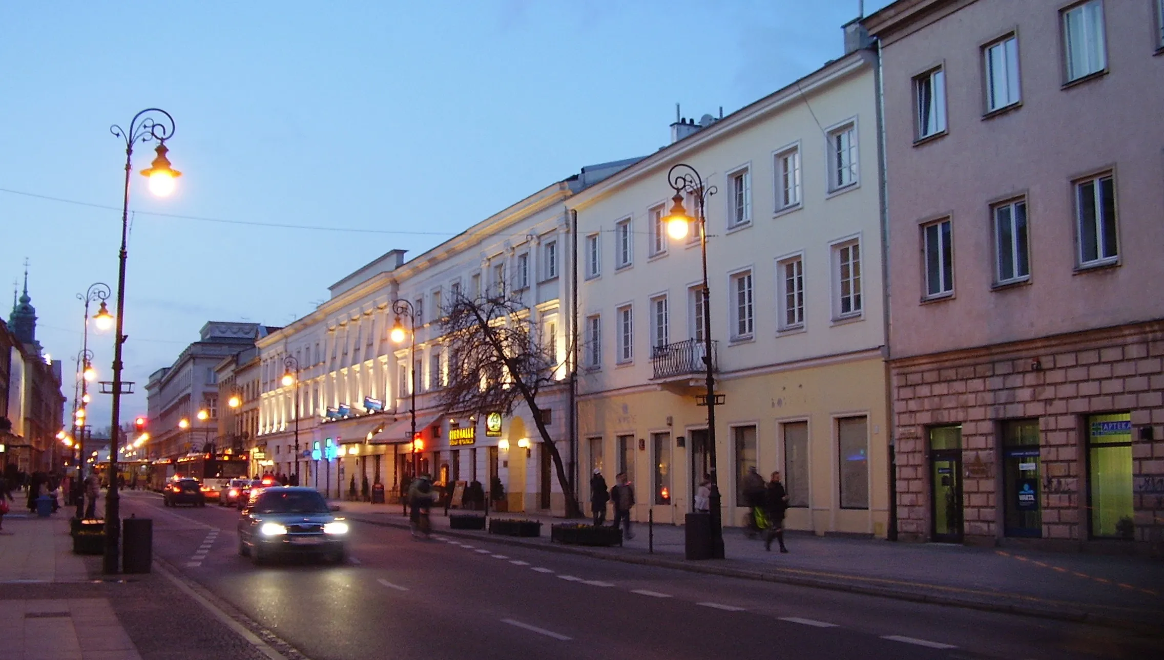 Warszawa: Nocny dramat na Nowym Świecie