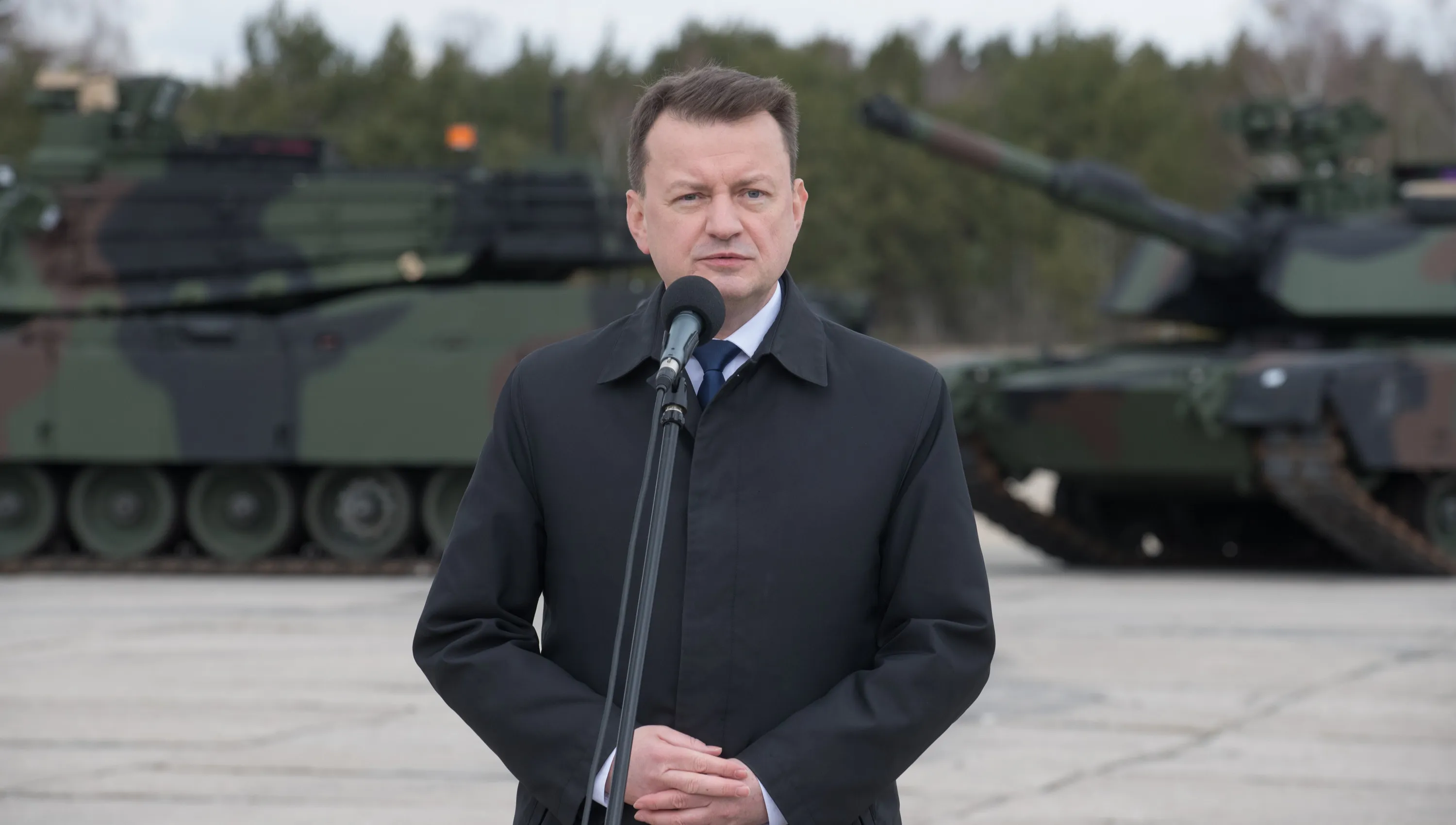 "Bezpieczeństwo Polski nie ma ceny". Błaszczak: Zakładamy, że wydatki na obronność sięgną przynajmniej 3 proc. PKB"