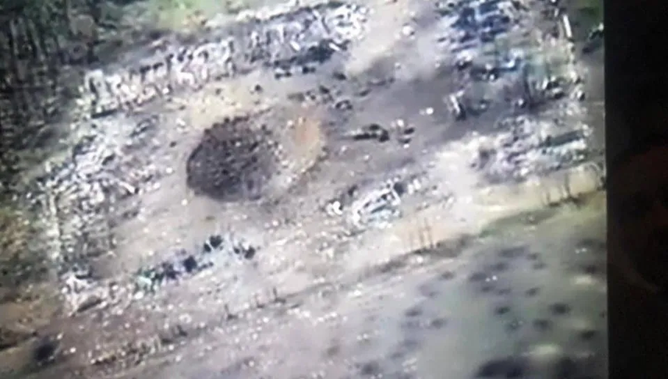 Tak "grają" na Ukrainie haubice M777 z USA. Zniszczono rosyjski magazyn pod Izium