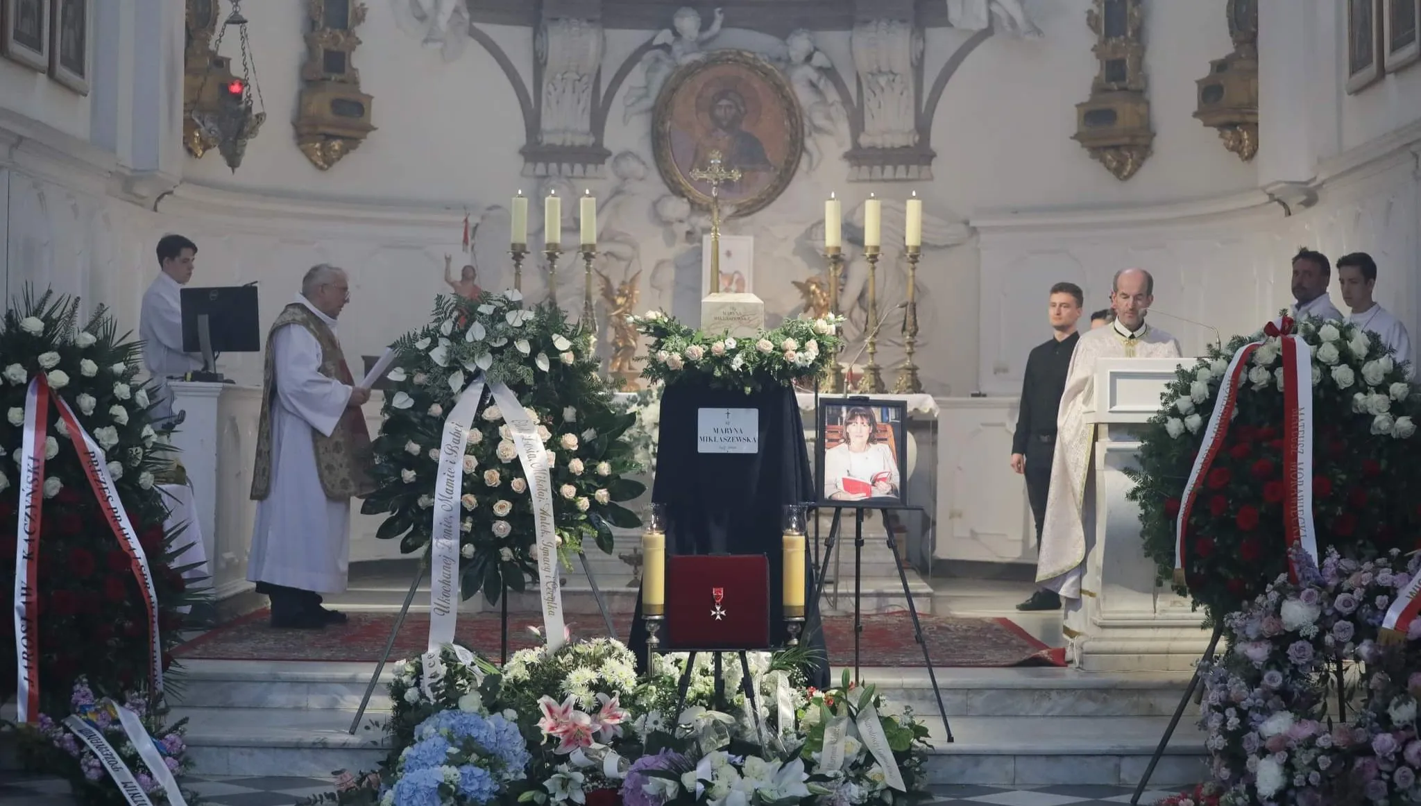 Ostatnie pożegnanie Maryny Miklaszewskiej. "Polska nigdy nie zapomni tej wspaniałej patriotki, artystki i działaczki"