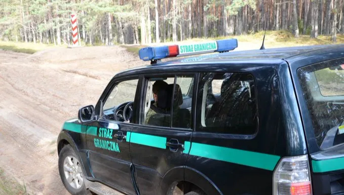 Cudzoziemcy próbowali przedrzeć się nielegalnie z Białorusi do Polski