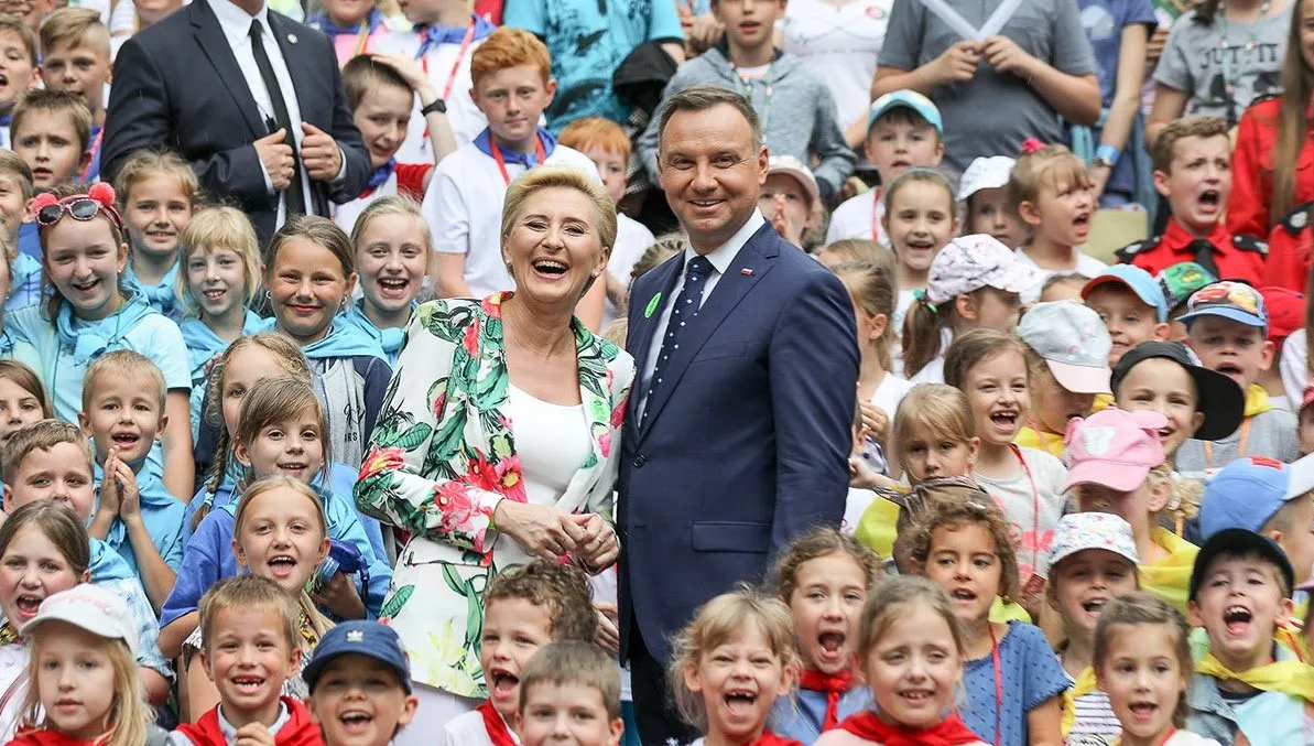 Prezydent Andrzej Duda: Życzę wam pięknego, wspaniałego Dnia Dziecka i spokojnych wakacji pełnych wypoczynku