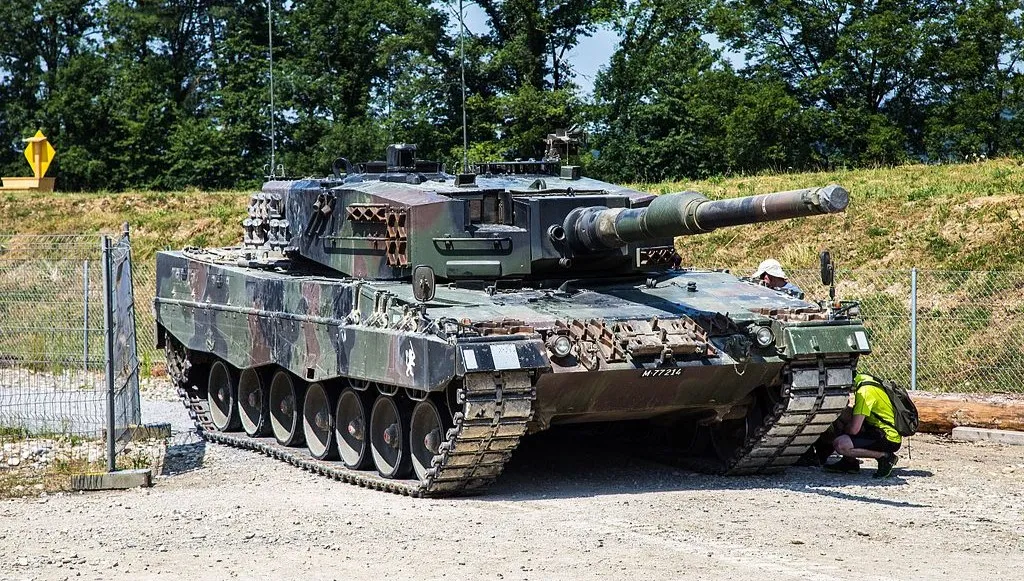 Szwajcarskie Leopardy nie trafią do Polski