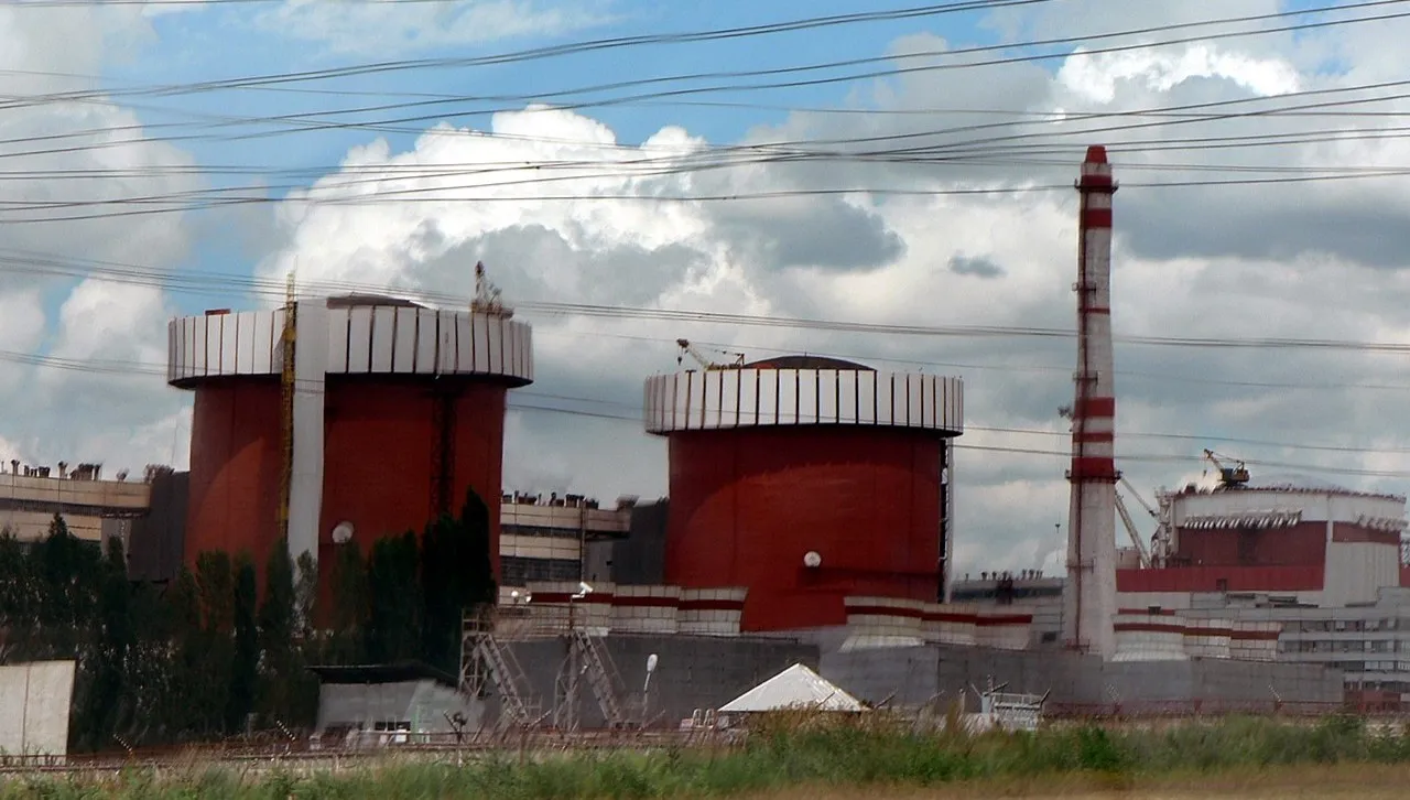O krok od katastrofy jądrowej. Rosyjska rakieta przeleciała nisko nad elektrownią atomową