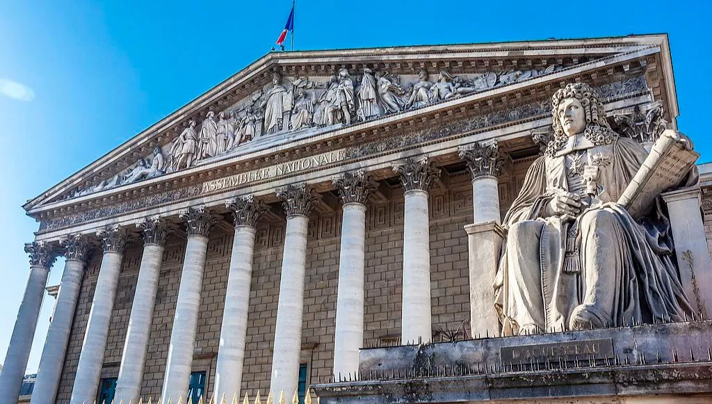 Francuzi wybierają parlament