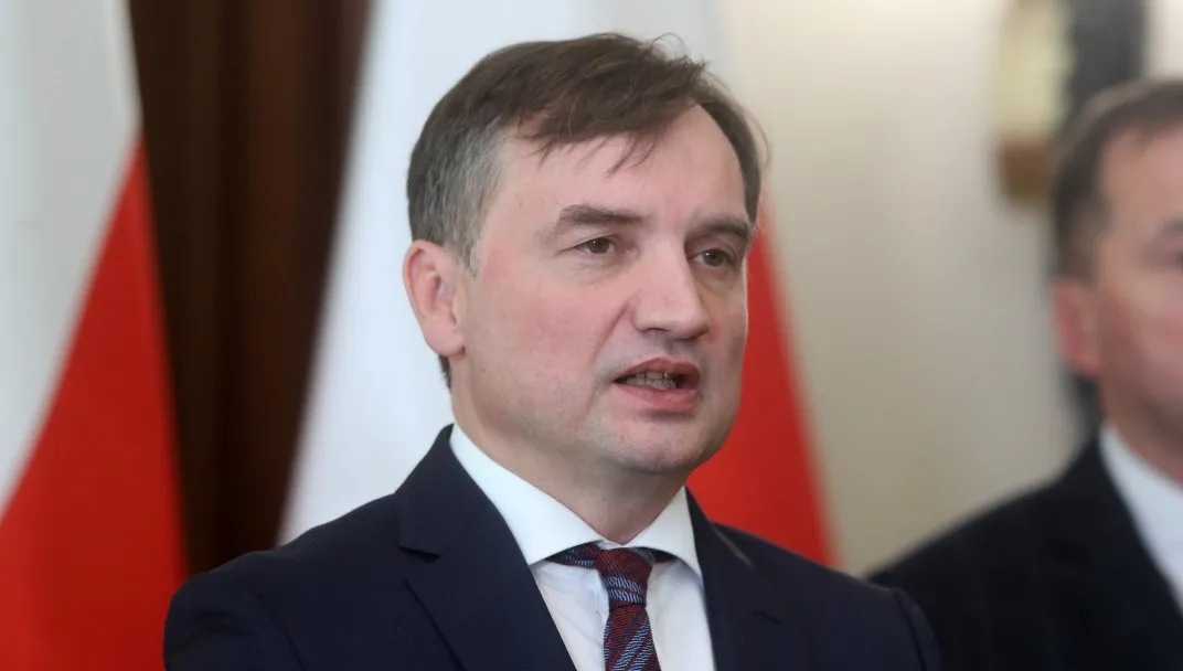Opodatkowanie aut spalinowych? Solidarna Polska przeciwna