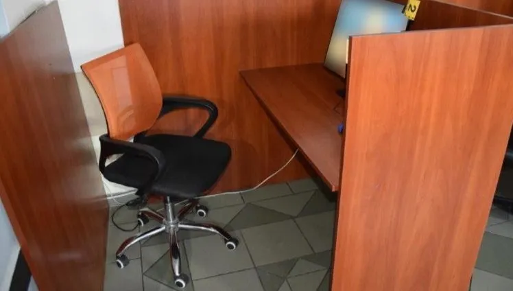 Komputery i automaty do gier w rękach służb