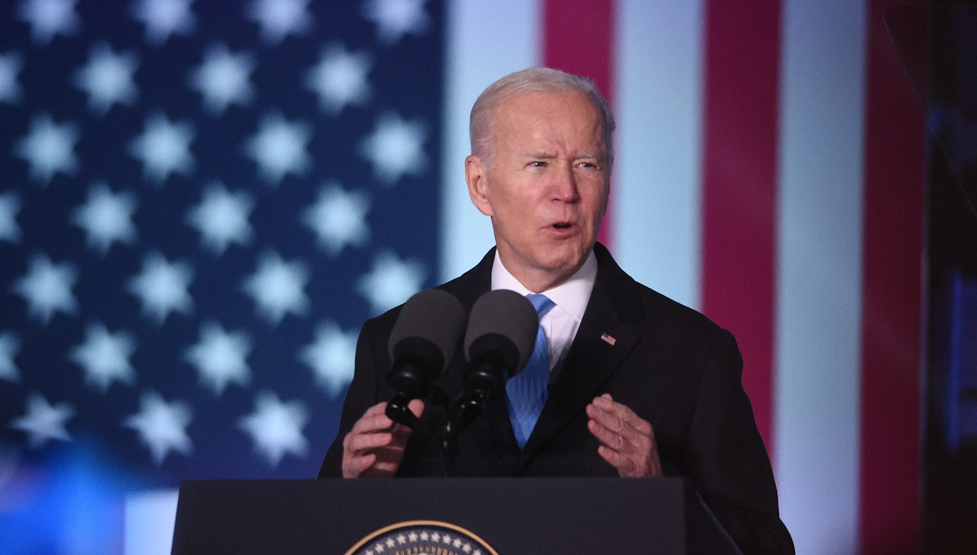 Atak rakietowy na budynki mieszkalne w Kijowie. Biden zabrał głos: "barbarzyństwo!"