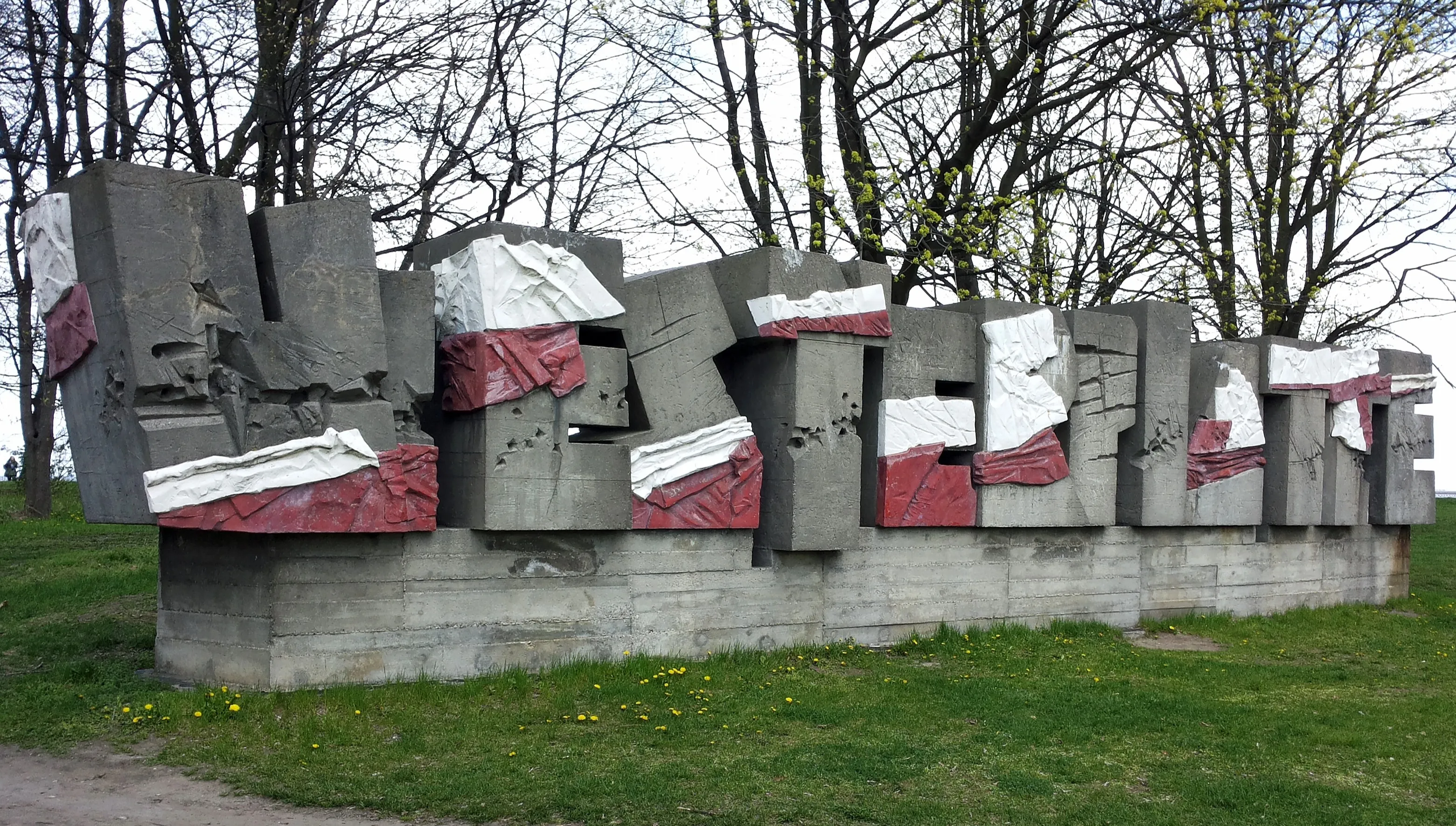 Wykupił dla Polski Westerplatte, jego szczątki wrócą do ojczyzny?