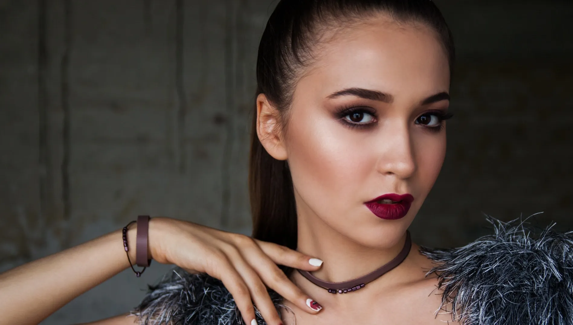 Rodzaje podkładów do twarzy. Który wybrać do swojej cery?