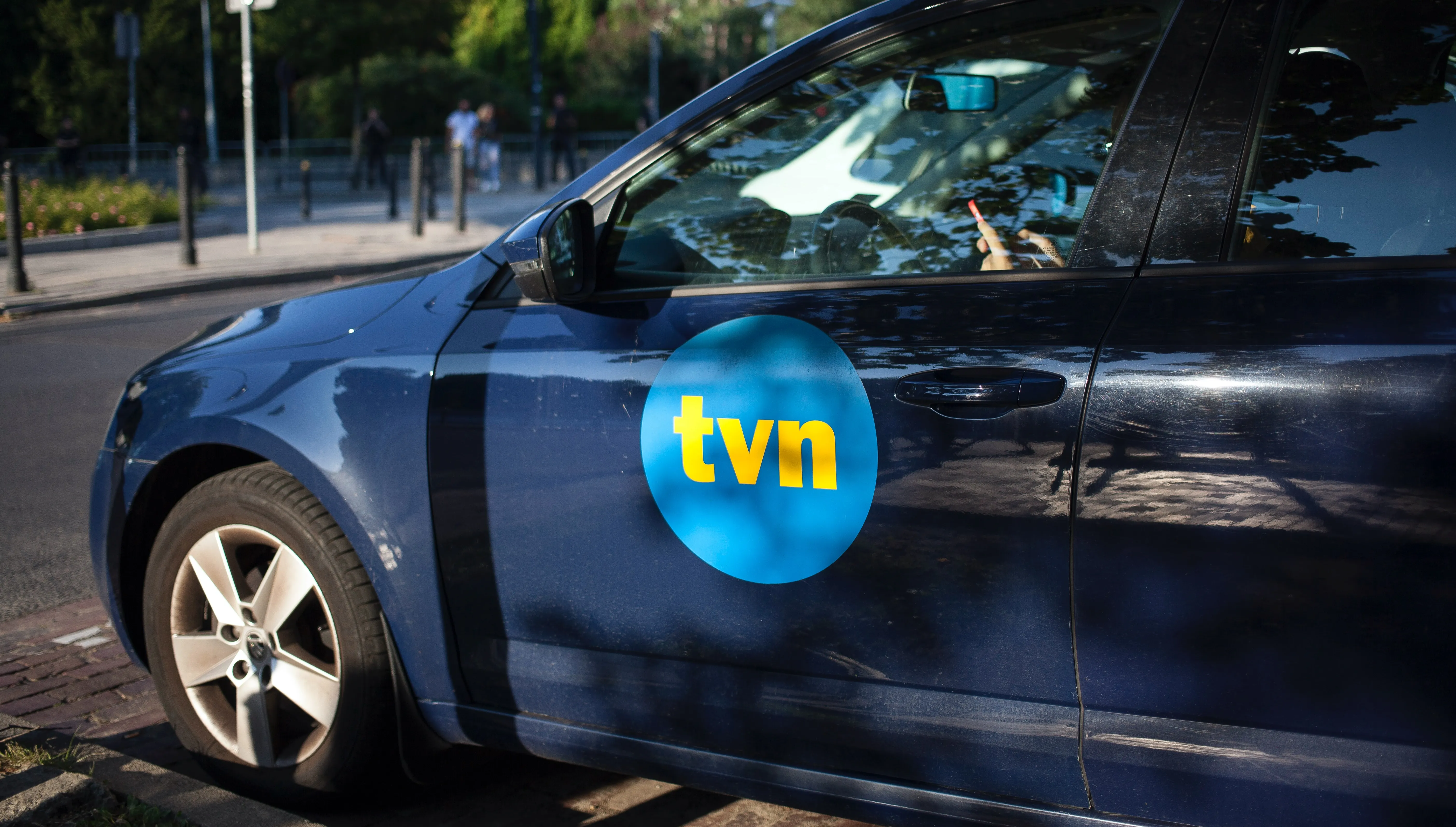 Sobolewski interweniuje ws. byłego operatora TVN. Podobne praktyki miały dotyczyć 1800 pracowników