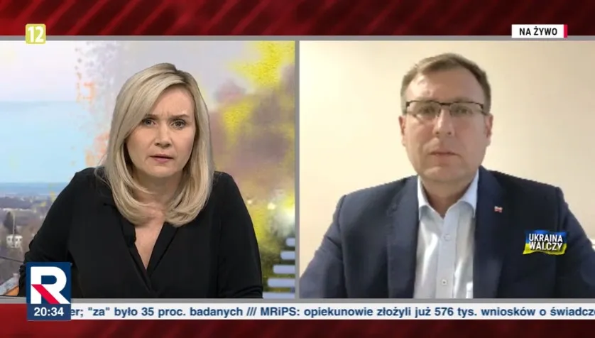 Jak złośliwy chłopiec w krótkich spodenkach? Tusk "ima się każdych chwytów, żeby uderzyć w rząd"