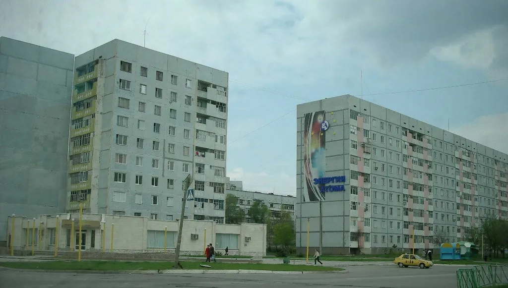 Okupanci zwożą "swoich" nauczycieli do Enerhodaru