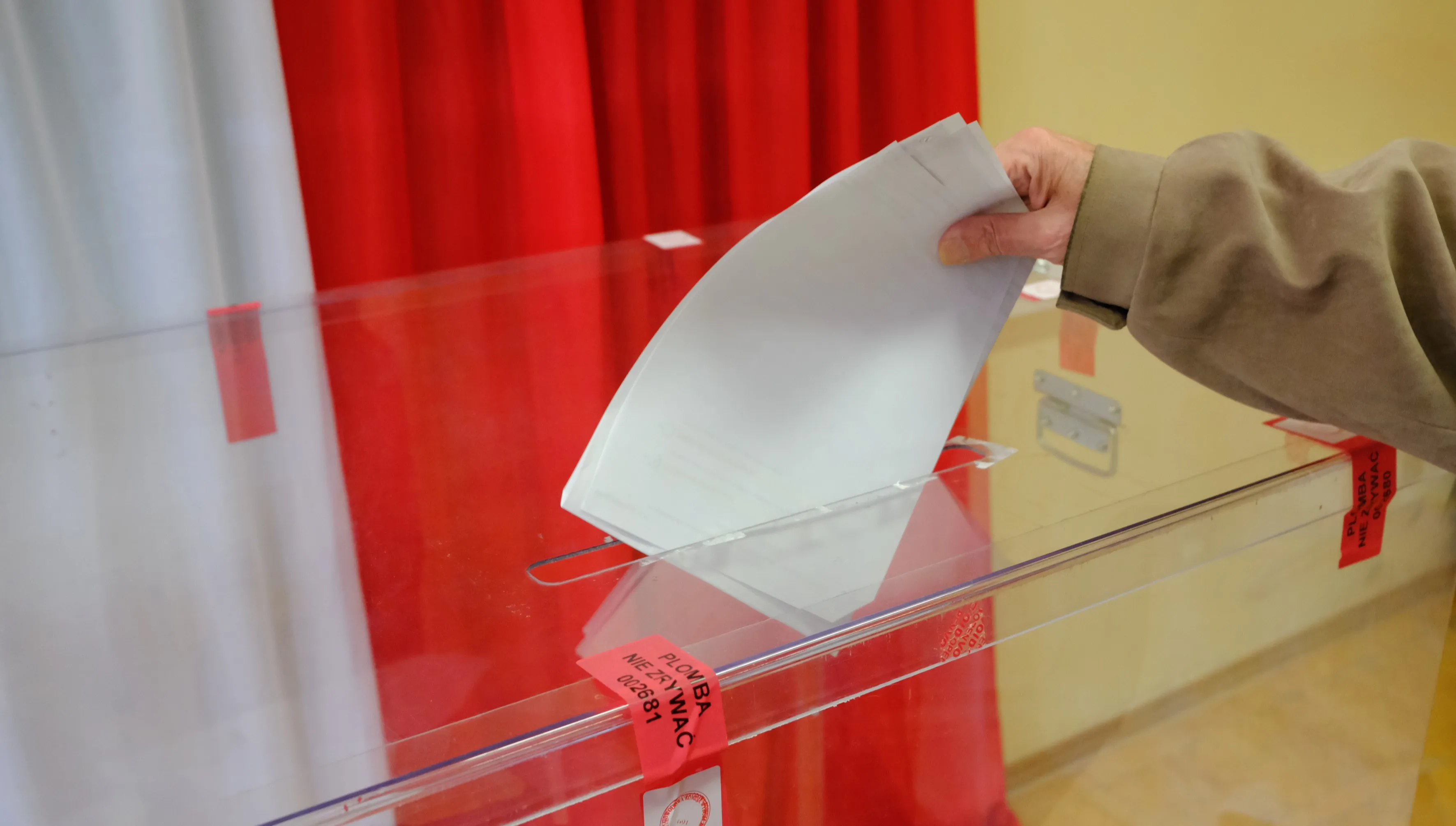 Przesunięcie terminu wyborów samorządowych. Fogiel: Decyzji nie ma