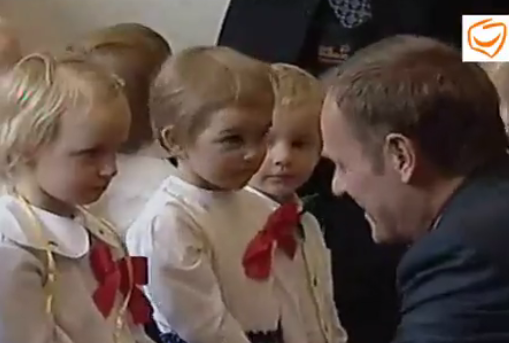 Komu miło