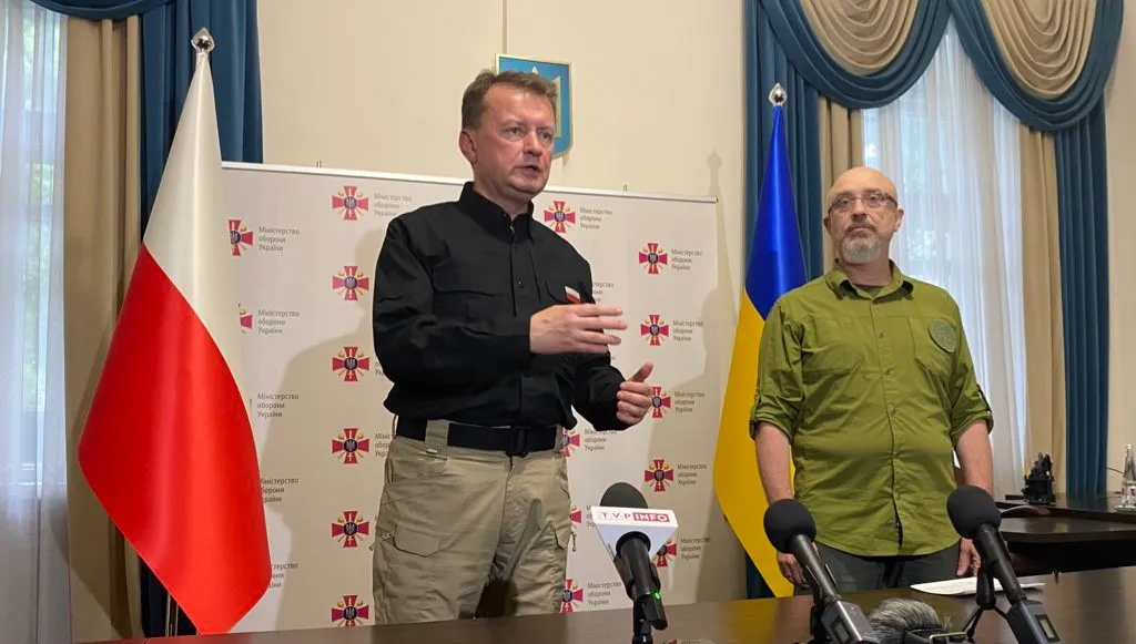 Mariusz Błaszczak z wizytą w Kijowie. "Polska  w czołówce państw pomagających Ukrainie"