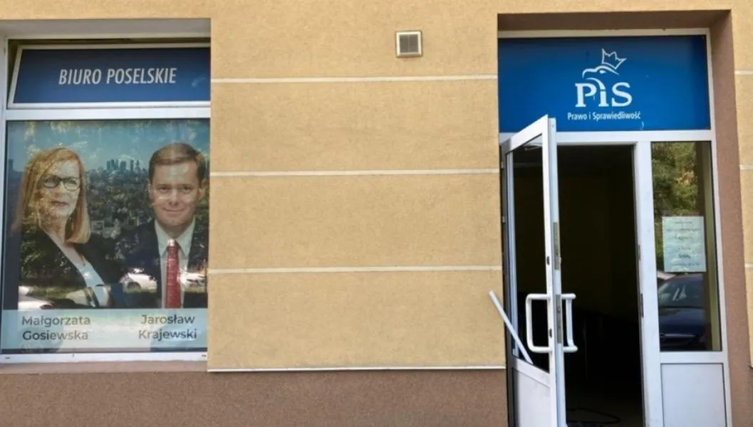 Włamali się do biura poselskiego. Są zarzuty dla 17-latków