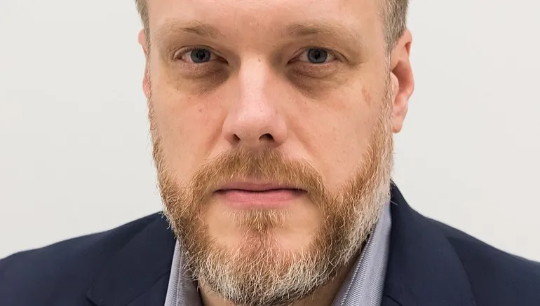 Zandberg jak Tusk - chce "cywilizować rynek pracy"
