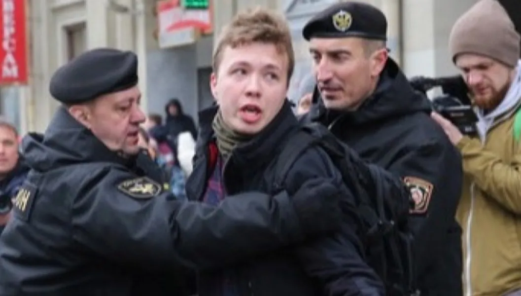 Zmuszenie do lądowania w Mińsku - sprzeczne z prawem. Na pokładzie tego samolotu był Pratasiewicz