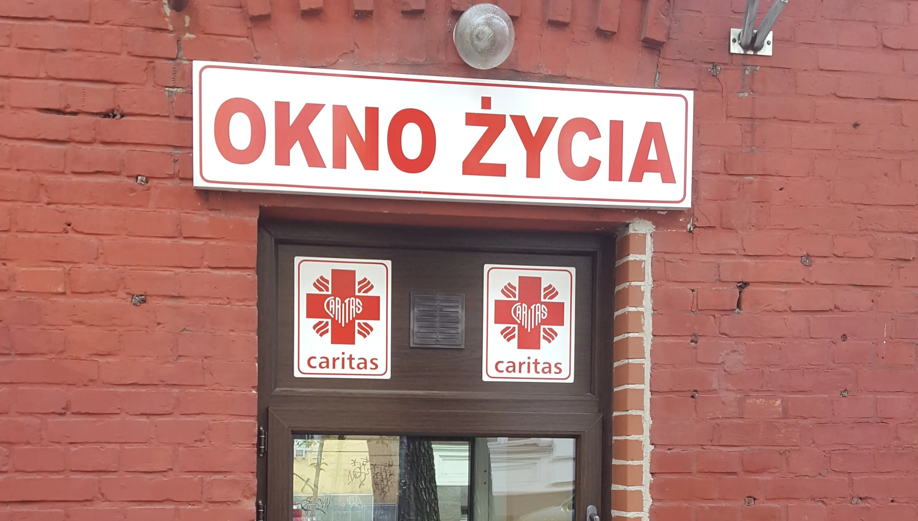 Dziewczynka znaleziona w Oknie Życia w Szczecinie