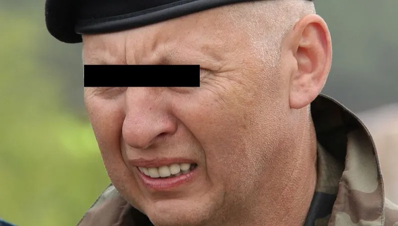 Mirosław R., były dowódca generalny rodzajów sił zbrojnych RP, z zarzutami. W tle 7,5 mln zł