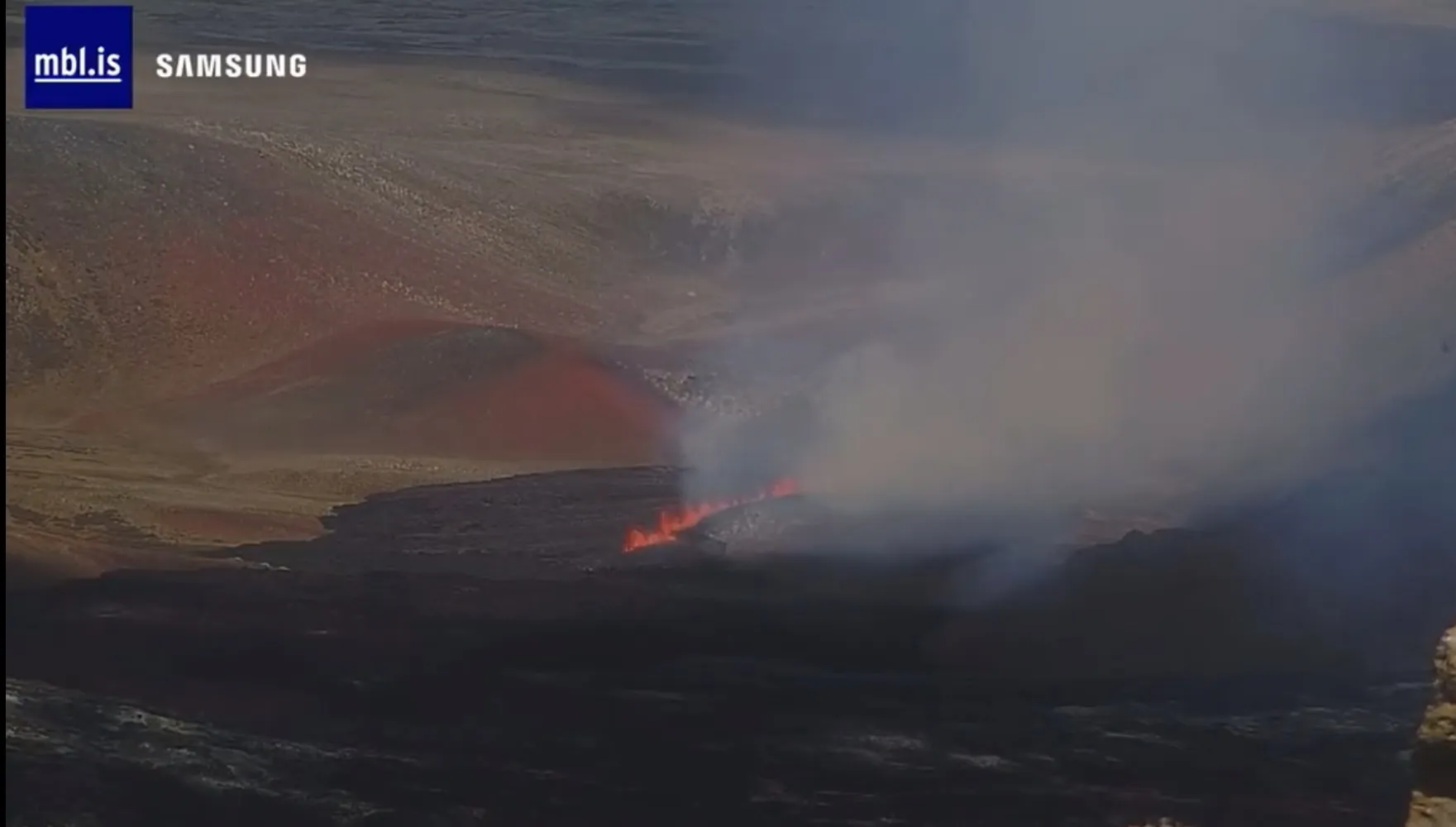 Erupcja wulkanu 30 km od Reykjaviku