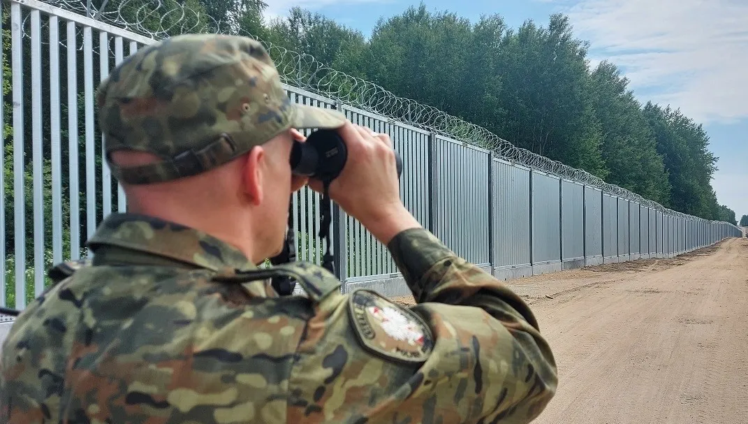 Na Białoruś zwożeni są kolejni cudzoziemcy, by realizować plan Łukaszenki. Żaryn: To element wojny hybrydowej