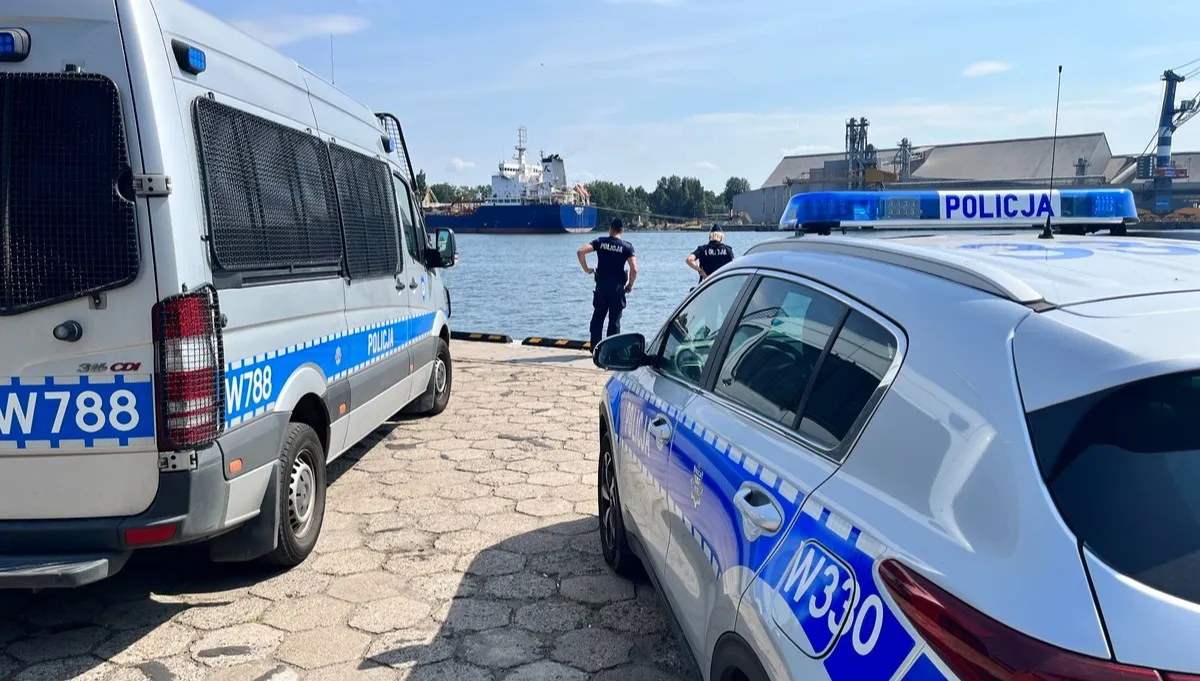 Nabrzeża i plaże nad Odrą - puste