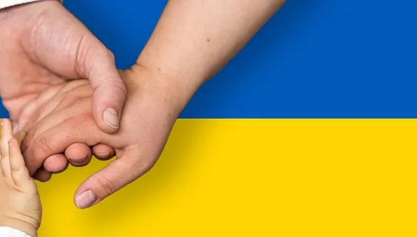 Brytyjczycy przyjęli uchodźców. Wskutek kryzysu 25 proc. rodzin nie chce ich dłużej gościć