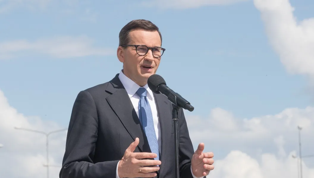 Katastrofa na Odrze. Premier: Zdymisjonowani ponoszą odpowiedzialność