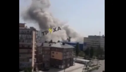 Płoną zakłady w okupowanej Nowej Kachowce. Mieścił się tam sztab rosyjskich wojsk WIDEO
