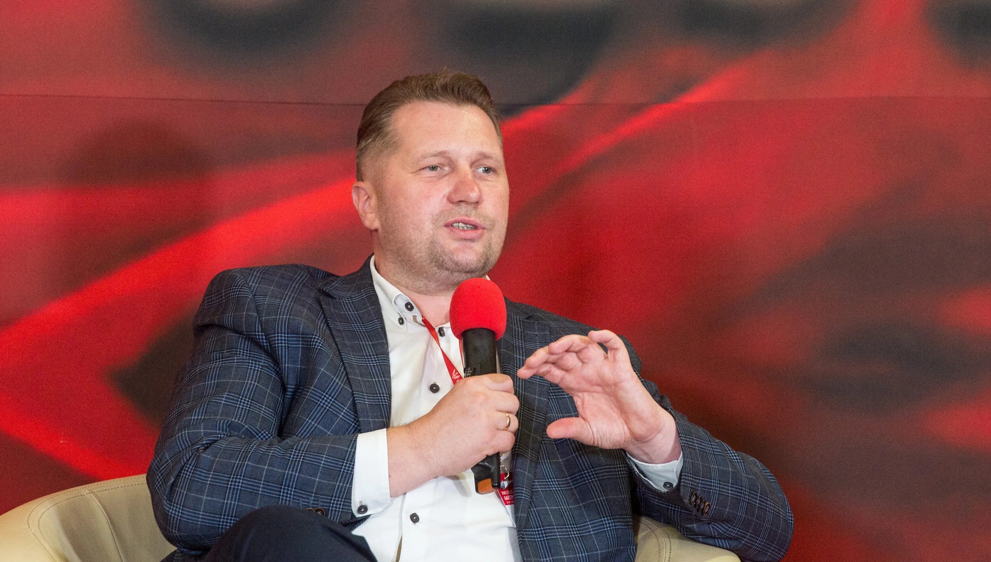Czarnek: Od Rosji też moglibyśmy się domagać reparacji