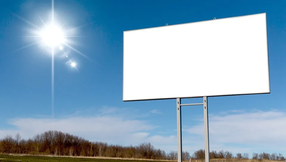 Pierwsza gmina na świecie z takimi przepisami. Tych reklam tu nie będzie