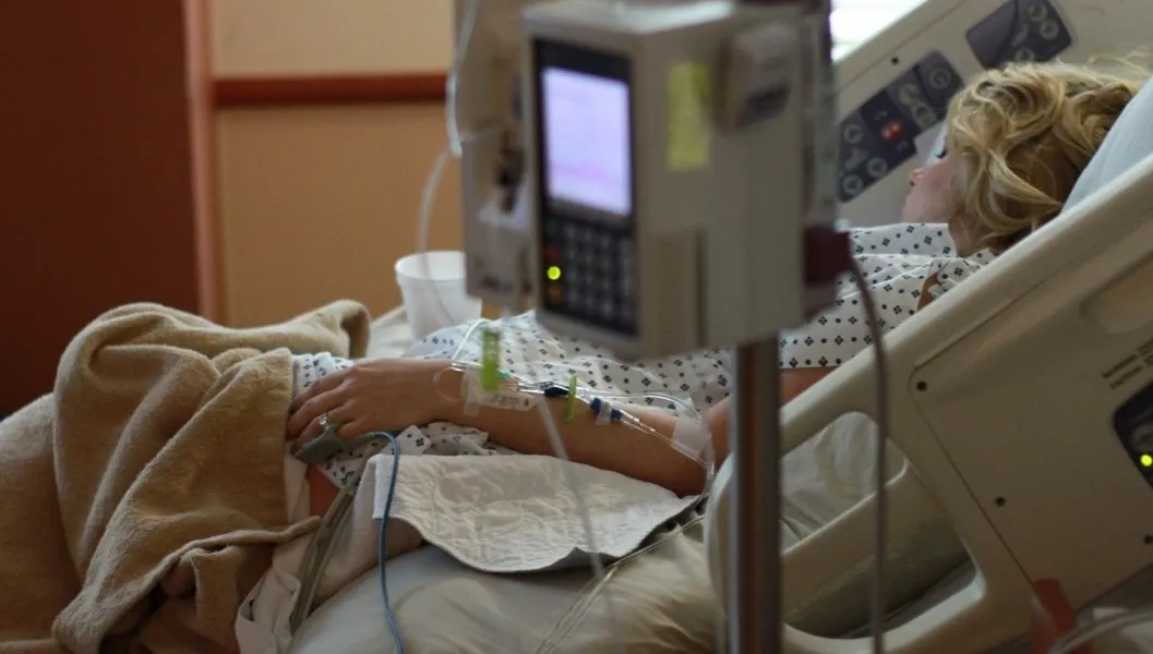 Rosjanie ostrzelali szpital w obwodzie sumskim. 8 osób rannych