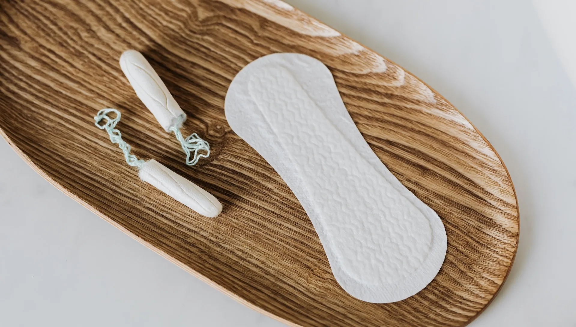 Te dolegliwości mogą wskazywać na nowotwory narządów rodnych u kobiet