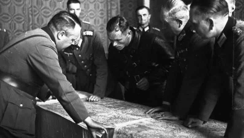 Agresja ZSRR na Polskę 17 września 1939 r. Prezydent Duda i premier Morawiecki w „L’Opinion”