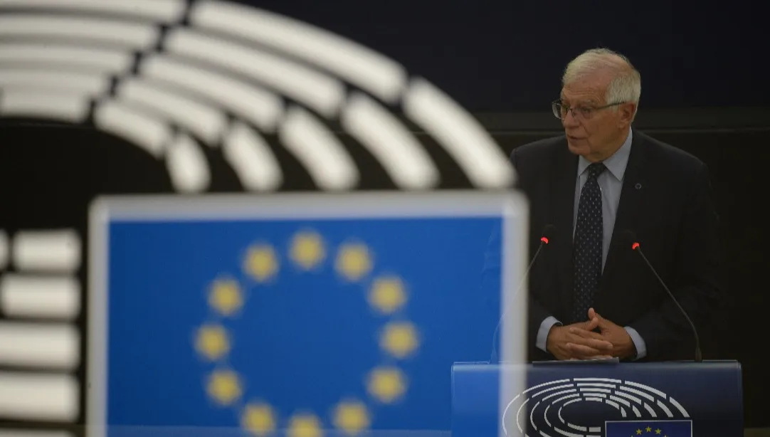 UE potępia nielegalne "referenda" Putina.  Borrell ostrzega Rosję przed nowymi sankcjami