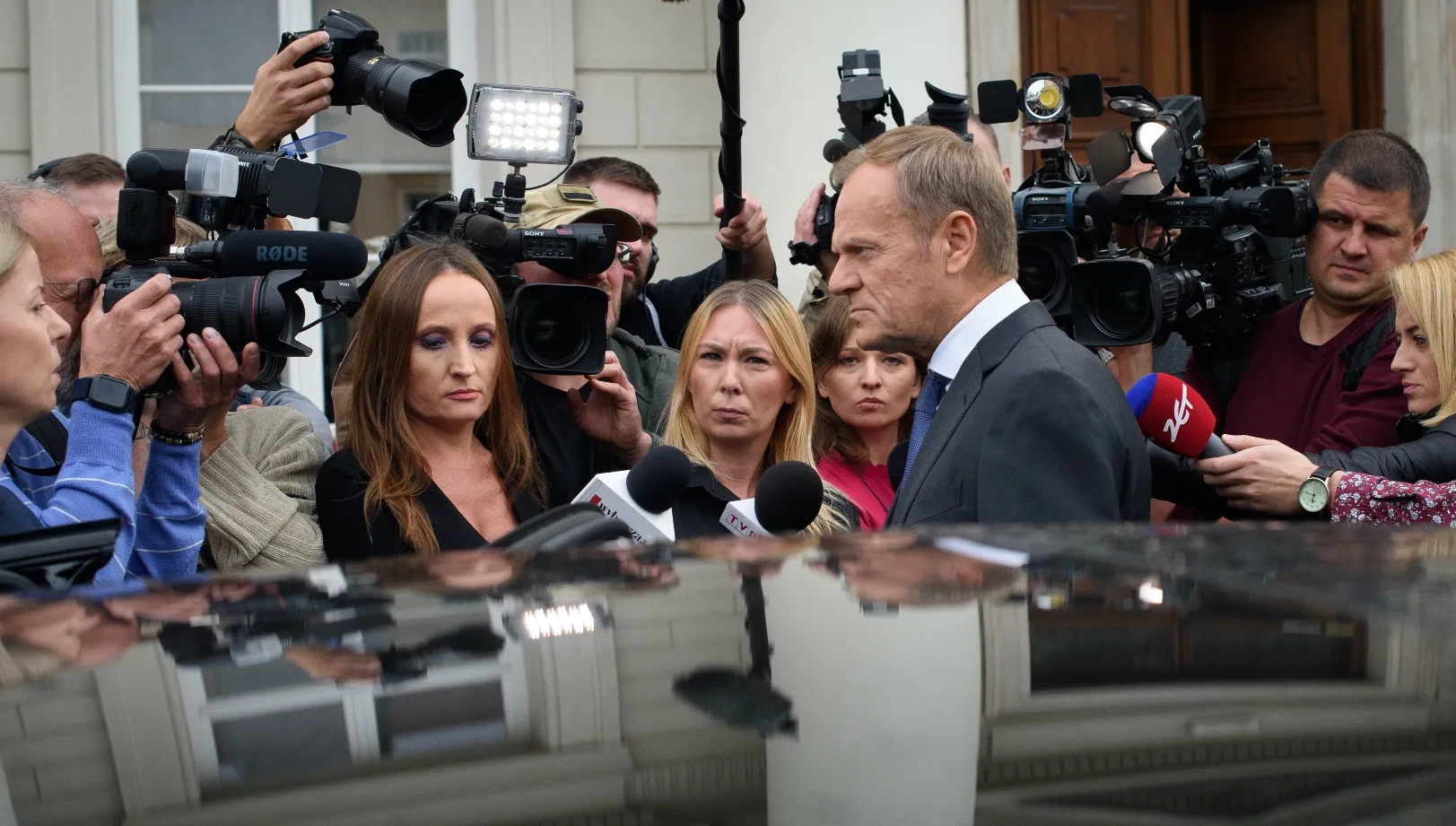 Tusk chwali się zasługami i „sztuką rządzenia”. Horała wskazuje jedną: Platforma przegrała wybory i przestała rządzić