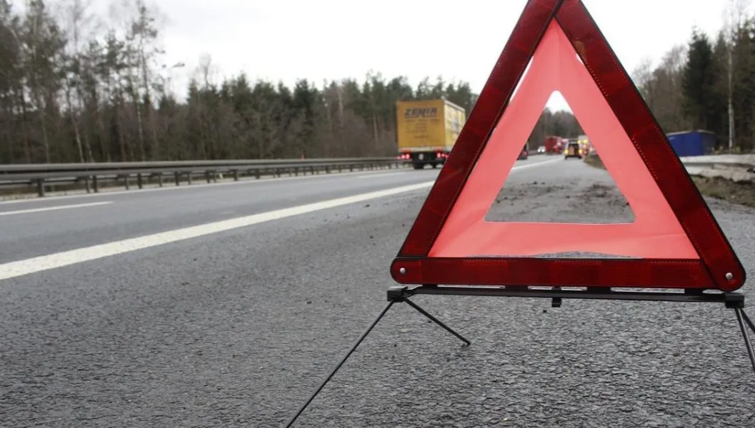 Lubelskie: autobus zderzył się z ciężarówką. Trzy osoby w szpitalu