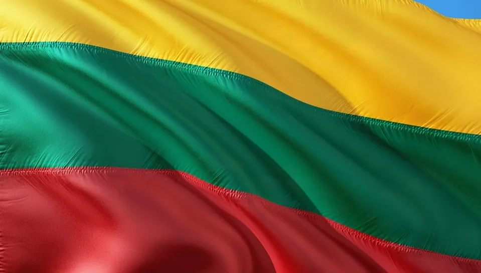 "Sytuacja dynamicznie się zmienia"... Litwa zaleca swym obywatelom opuszczenie Rosji