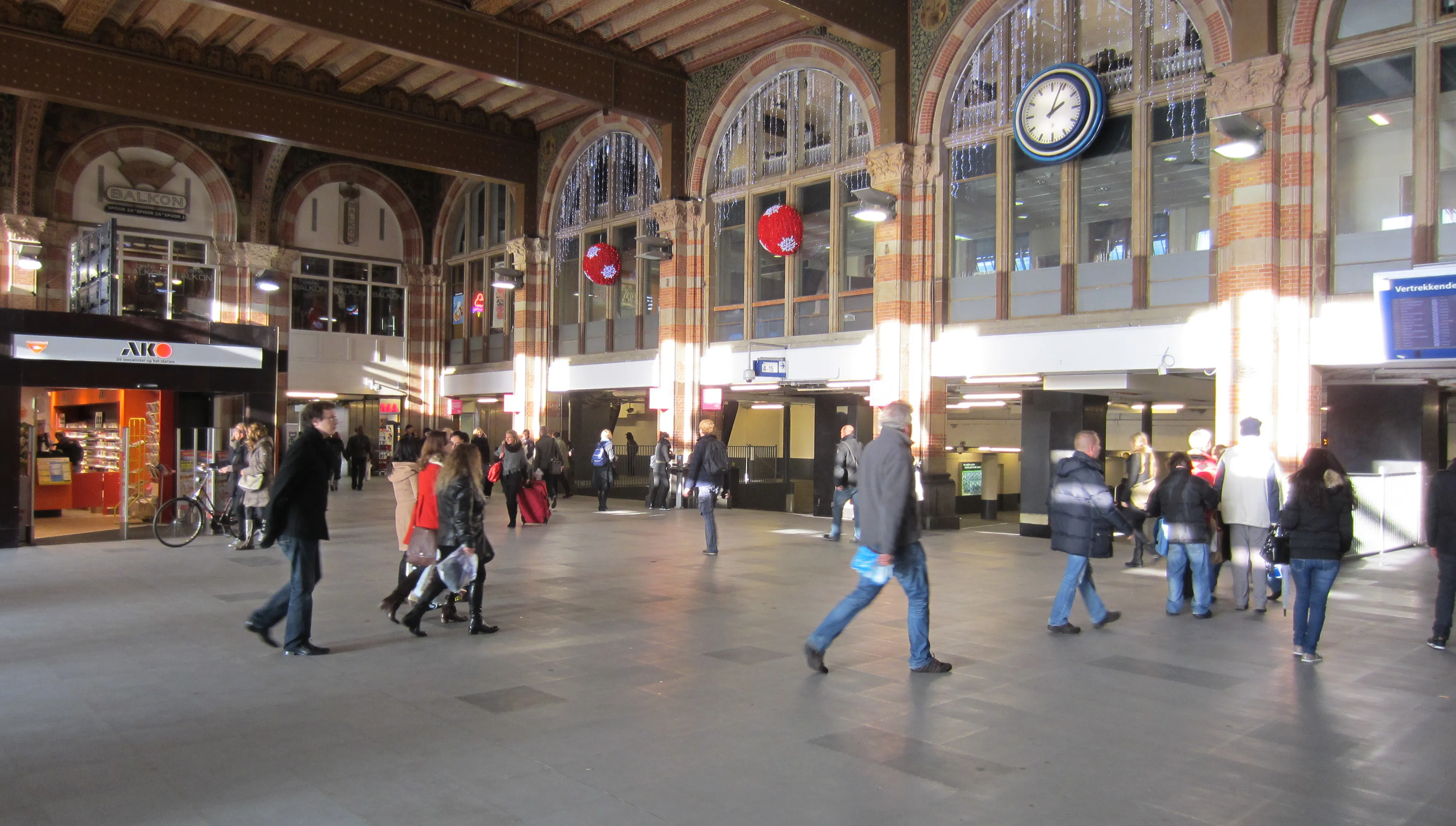 Strzelanina w okolicach dworca centralnego w Amsterdamie. Są ranni
