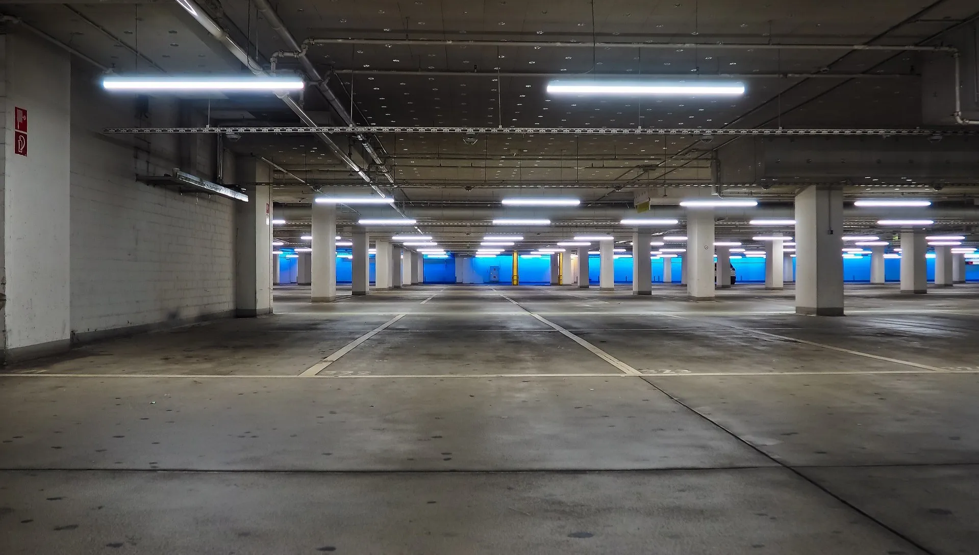 W Moskwie parkingi podziemne są adaptowane na schrony