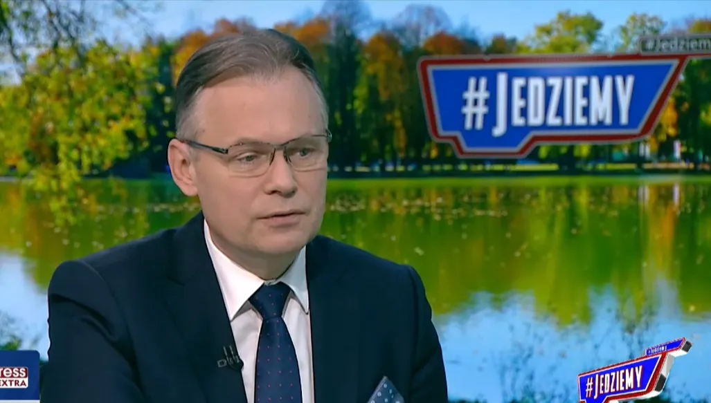 "Tusk chwycony za rękę mówi, że to nie jego ręka". Mularczyk o zeznaniach Marcina W. 