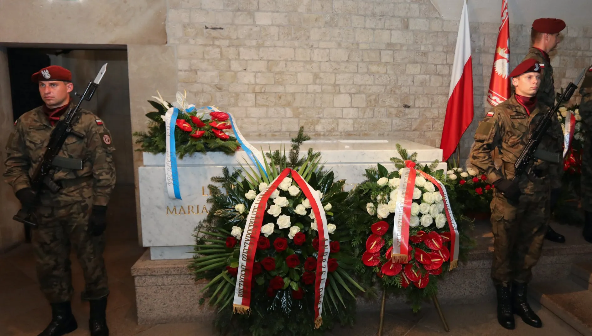 Andrzej Duda na Wawelu: Prezydent Lech Kaczyński był świetnym człowiekiem, przede wszystkim wielkim patriotą